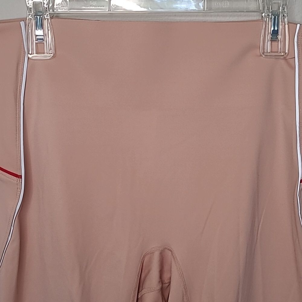 Fabletics Motion 365 Legging Size 1X - Picture 4 of 9